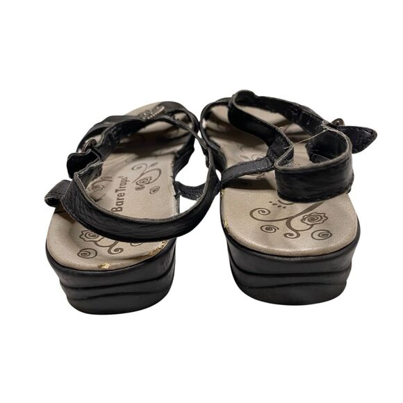 Bare Traps Jovial Wedge Slingback Sandals Leather Strap Medallion Detail 6.5M - Picture 4 of 16